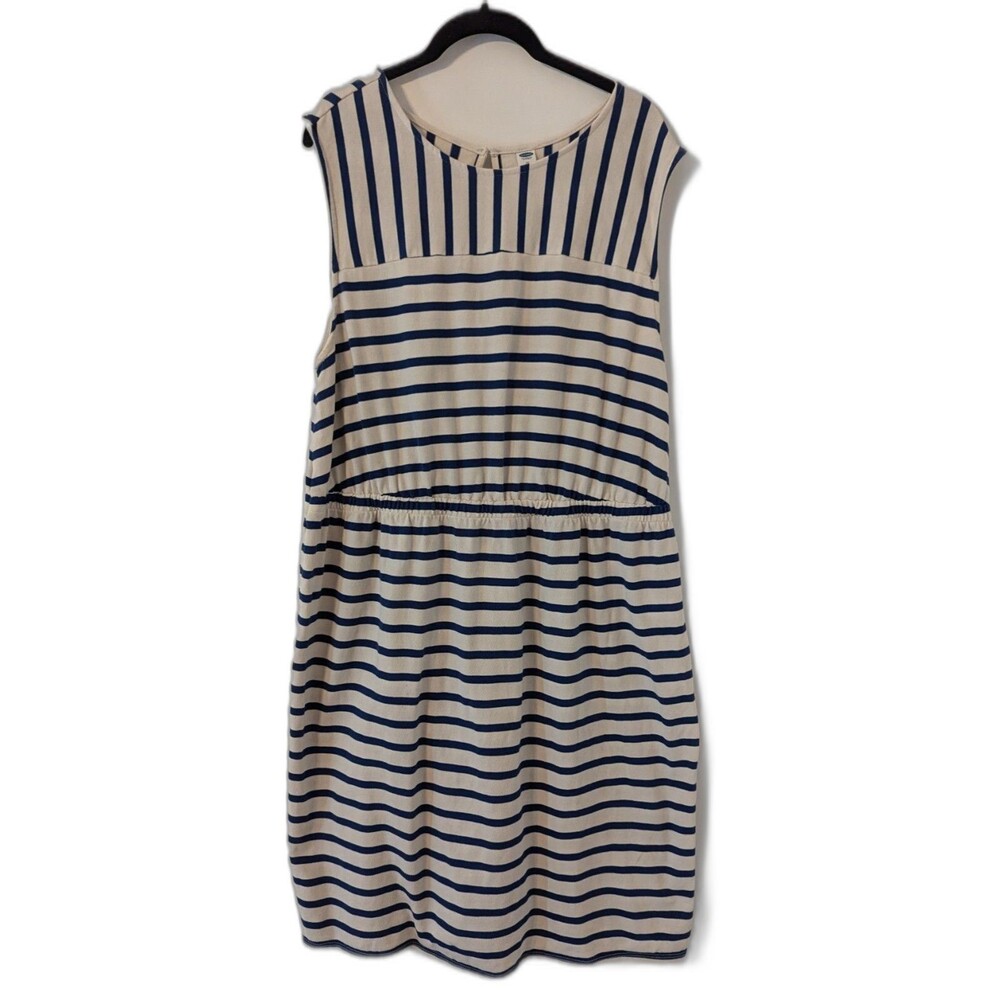 Old Navy Women's Size 2X White and Blue Stripe Short Sleeve Sweater Dress